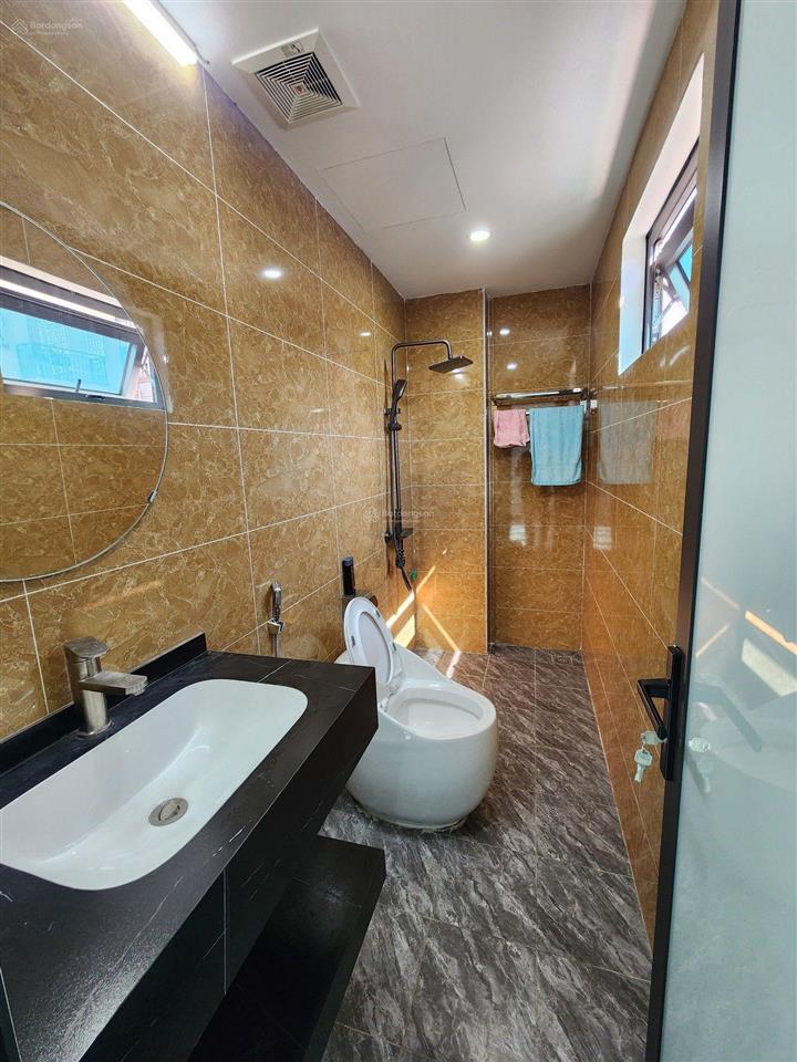 Bán nhà phố lò đúc quận hai bà trưng diện tích 30m2 kết cấu 5 tầng, có thang máy