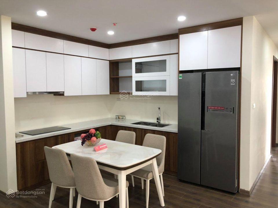 Cho thuê chung cư cc goldmark city 2pn, cơ bản, giá 11tr và căn 2pn, full 13tr ( 0963 328 ***)