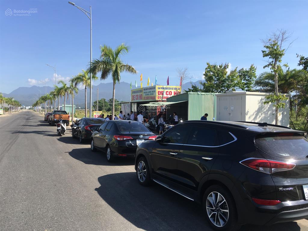 Chính chủ cần bán lô đất đường 10.5m dự án lakeside diện tích 100m2. giá 5 tỷ 200