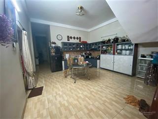 Bán nhà 2 tầng kẹo cống thoáng mát