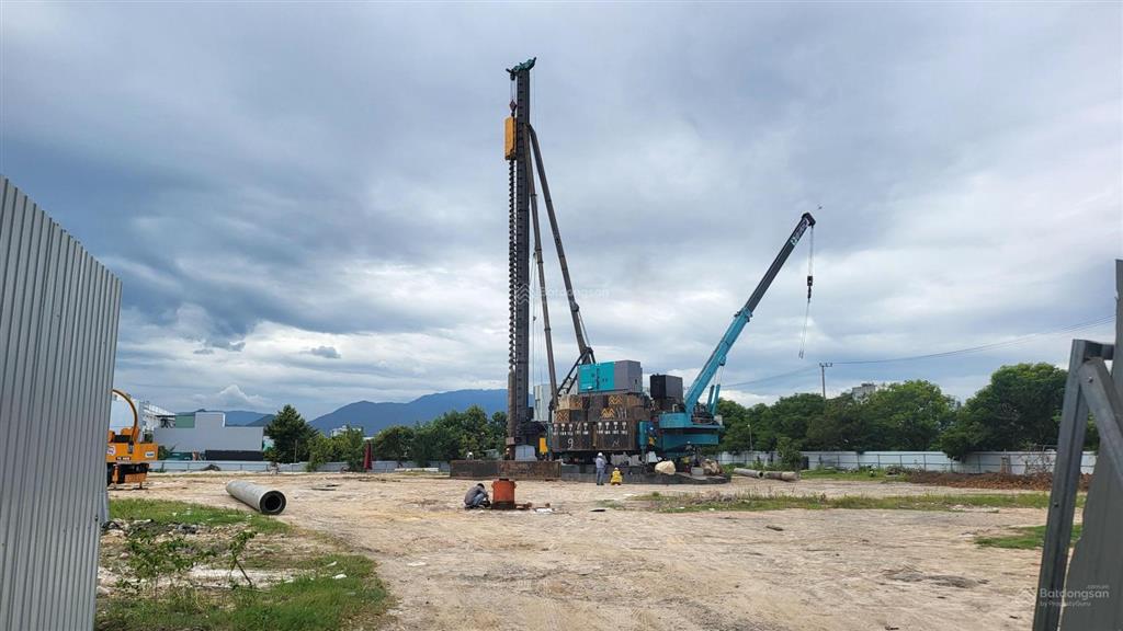 Bán nhà nghỉ 15 phòng đang kinh doanh thu nhập 120 tr đồng /1 tháng. sát 9 tòa cc, 12 tỷ, 120m2