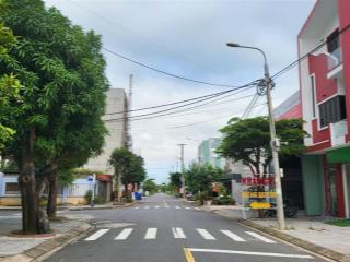 Bán đất đẹp xuất sắc tại trần văn quế, 5,3 tỷ, 100m2 kẹp cống .sát 9 tòa chung cư đang xây.