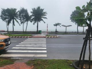 Mặt tiền biển nguyễn tất thành, dt 375m2. giá 32 tỷ