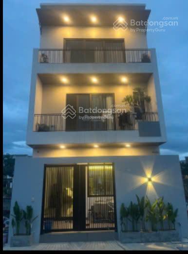 Nhà 3 tầng 2 mặt tiền đường. nhà full nội thất eco cham. mới xây mới kem 100%