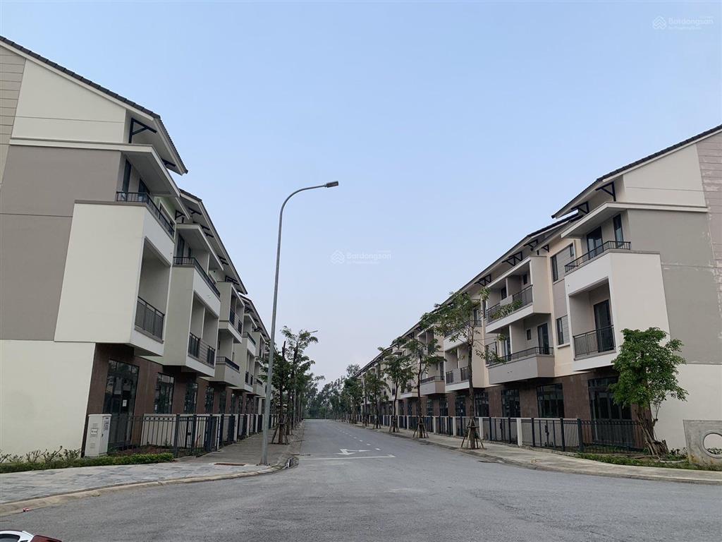 Chính chủ bán biệt thự song lập 180 m² hướng nam kđt centa riverside áp góc cạnh công viên