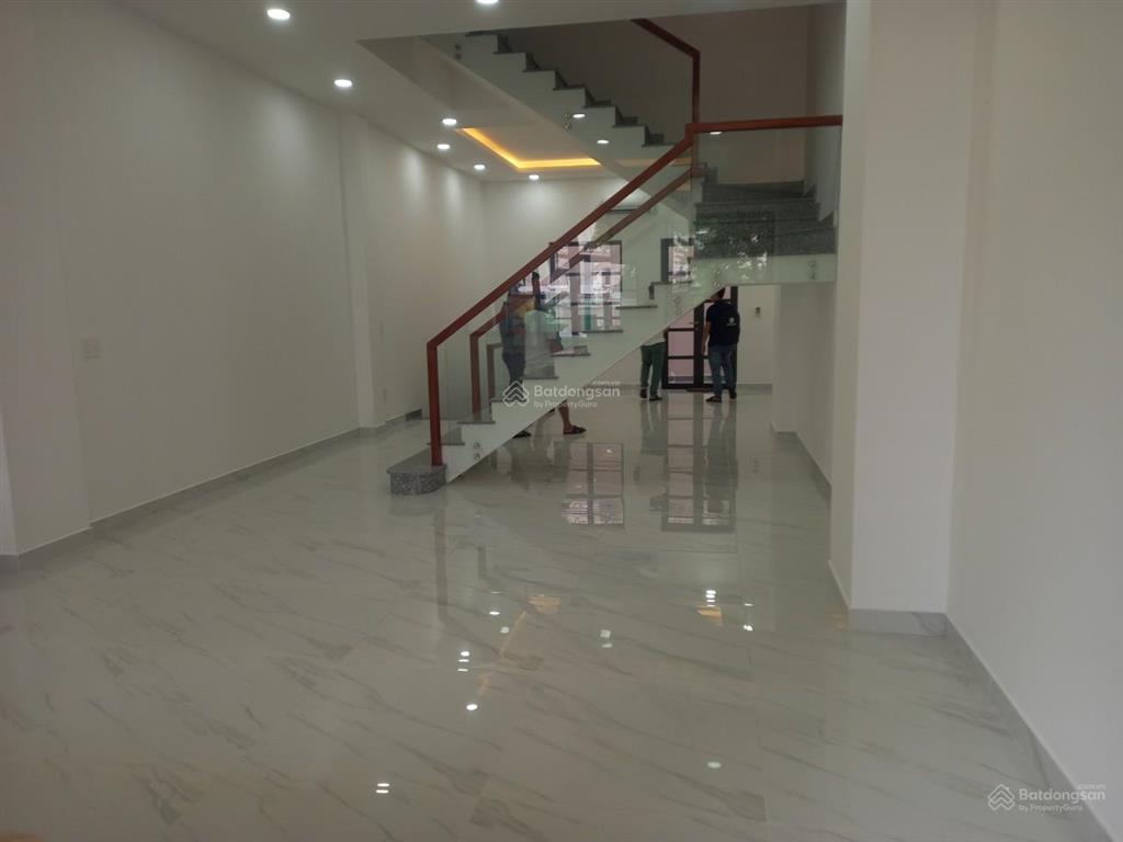 Cityland park hills  nguyễn văn lượng  phường 10  5x20m hầm 4 lầu 7pn, 7wc = 35 triệu/th