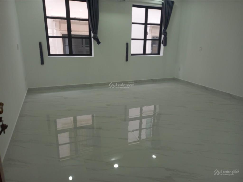 Cityland park hills  nguyễn văn lượng  phường 10  5x20m hầm 4 lầu 7pn, 7wc = 35 triệu/th