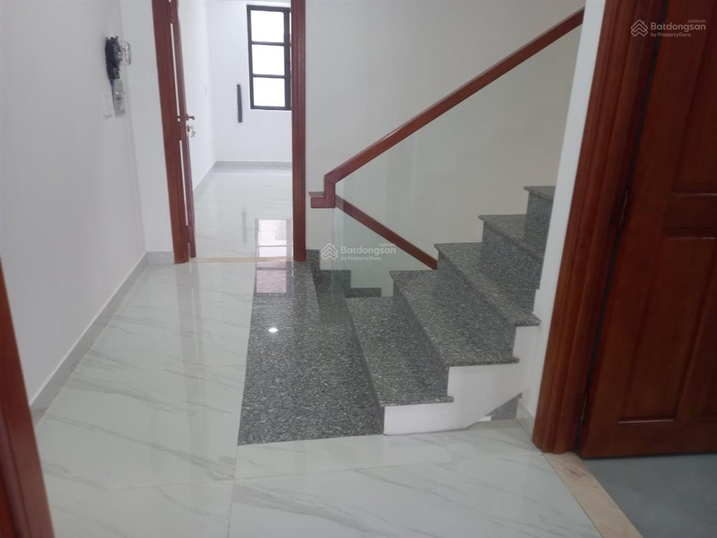 Cityland park hills  nguyễn văn lượng  phường 10  5x20m hầm 4 lầu 7pn, 7wc = 35 triệu/th
