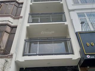 Nhà hẻm xe hơiphan văn trị phường 5 đối diện siêu thị eamx diện tích 4x22m4 lầu7pn 7wc=35 triệu