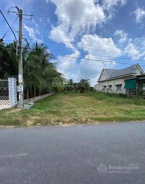 390triệu/153m2 mặt tiền đường nhựa 20m100% thổ cưtrung tâm trảng bàngsổ sẵn công chứng.
