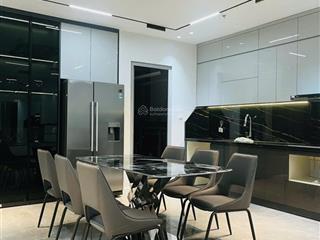 Chính chủ bán căn góc 3pn đẹp nhất cc vin hàm nghi 106m2 bc đông nam 10,6 tỷ full nt.  0981 045 ***