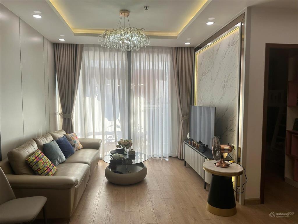 Chính chủ bán căn 2pn 76m2 tầng cao view sân mỹ đình cc vin gardenia giá 6.55 tỷ . 0981 045 ***