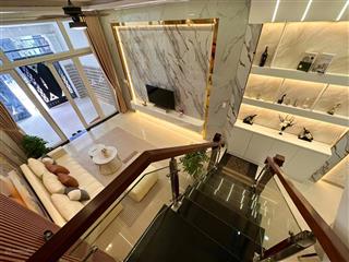 Nhà shr 60m2 3 tầng 4pn đường 8m, sẹc ngắn tl13, gần ngã 4 ga  gvấp, có trường cấp 123 chợ, uỷ ban