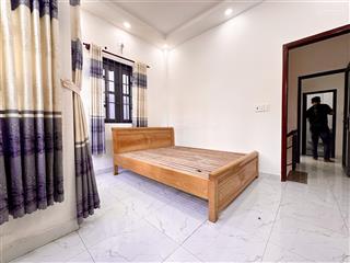 Nhà 2 tầng 2pn balcony rộng chill, tường riêng shr, đối diện uỷ ban tx (cũ), btct chắc chắn