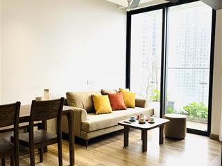 2n 2vs nhà đẹp căn góc sân vườn to sẵn sổ đủ đồ