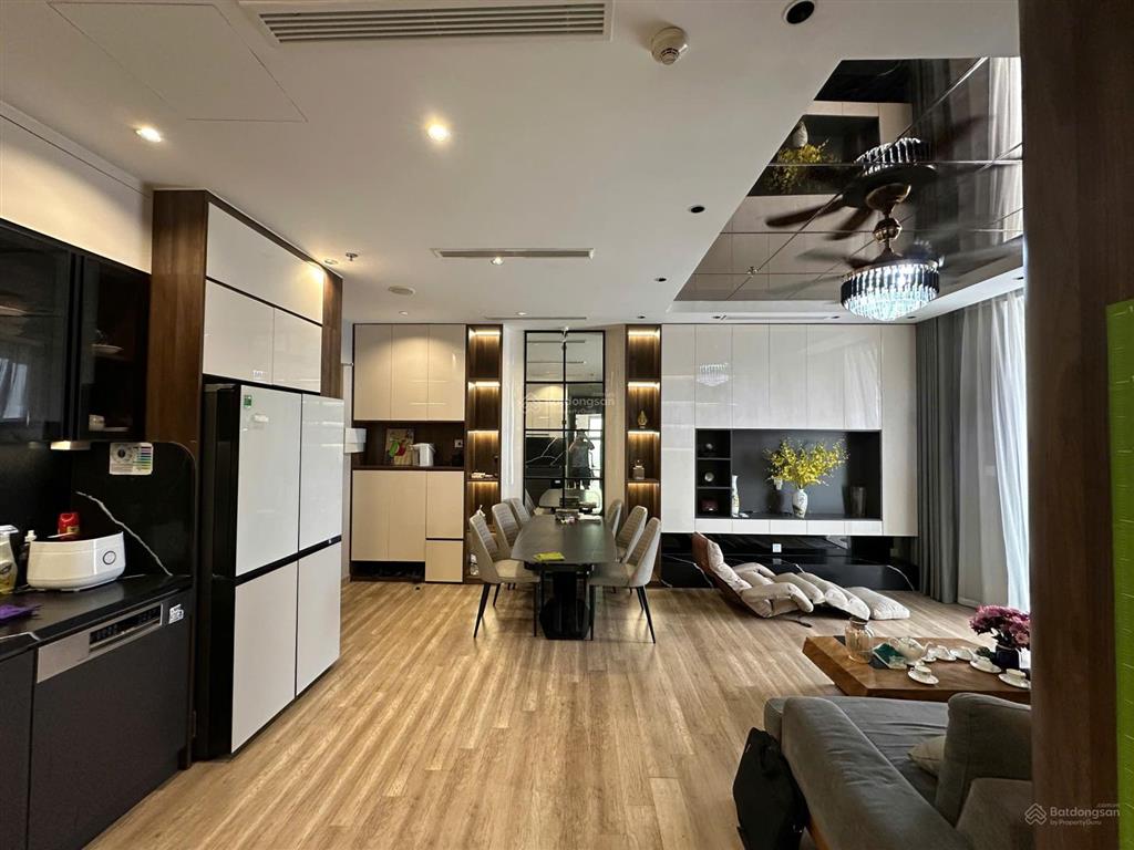 Chính chủ bán căn hộ góc 95m toà sol forest ecopark 2pn 2wc nội thất luxury 0862 292 ***