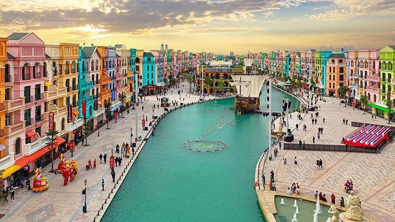 Bán nhà chính chủ mặt đường 3.5 mega grand world hà nội