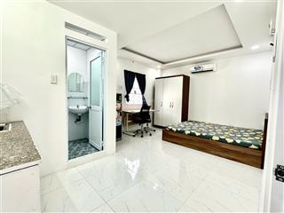 Phòng full nội thất, có thang máy, hầm xe rộng rãi, ngay tdt,stu,sgu,rmit,gần cầu nguyễn văn cừ