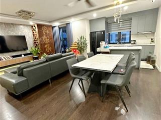 Chính chủ bán nhà tập thể chùa bộc, trung tự, sổ hơn 50m2, sd 70m2, 3pn, 2wc, ô tô đỗ cửa, full đồ