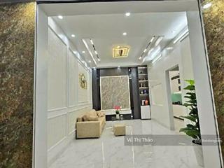 Chính chủ bán nhà tập thể tầng 1 chùa láng, nguyễn chí thanh, 55m, 2 ngủ riêng biệt, ô tô đỗ cửa