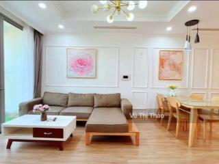 Chính chủ bán nhà tập thể kim mã, vạn bảo, sổ 51m, sd 80m, 3pn, ngõ ô tô tránh, sân để xe miễn phí