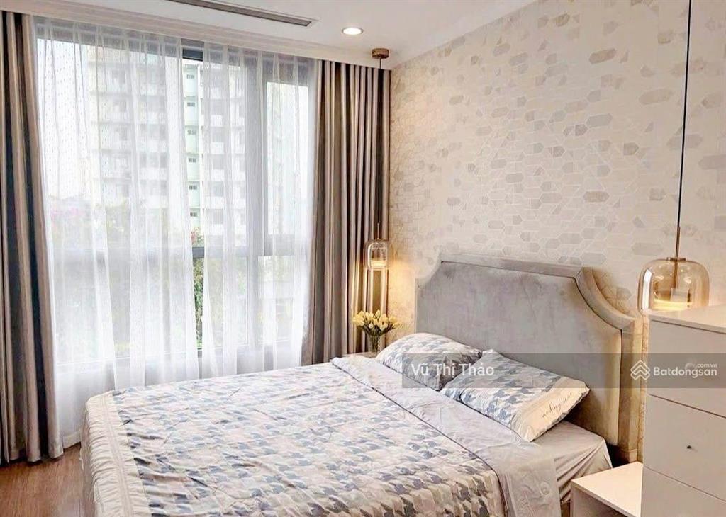 Chính chủ bán gấp nhà tập thể thọ lão, lò đúc, 70m 2pn, 2wc, nhà đẹp, ô tô đỗ cửa, có sổ chính chủ