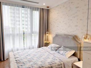 Chính chủ bán gấp nhà tập thể thọ lão, lò đúc, 70m 2pn, 2wc, nhà đẹp, ô tô đỗ cửa, có sổ chính chủ