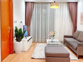 Chính chủ bán nhà tập thể kim mã, đội cấn, 50m, cầu thang thấp, sạch sẽ, ô tô đỗ cửa, nhà đẹp