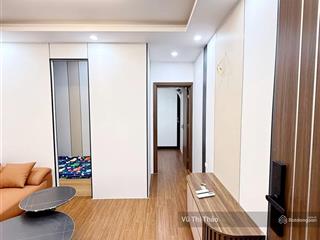 Chính chủ bán gấp nhà tập thể lê quý đôn, hai bà trưng, 40m, nhà đẹp, full đồ, nhà mặt phố