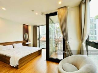 Chính chủ bán nhà tập thể thấp tầng liễu giai, kim mã, 85m, 3pn, 2wc, có sân, ô tô vào nhà, có sổ