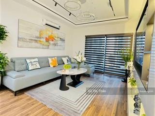 Chính chủ bán nhà tập thể phương mai, kim liên, 60m, 2 phòng ngủ, nhà đẹp, gần ô tô, có sổ đỏ.