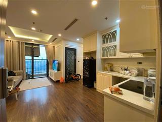 Chính chủ cần bán căn hộ vinhomes green bay nam từ liêm 63m 2 pn view đẹp