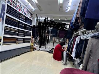 Bán nhà chính chủ mặt phố tràng tiền hoàn kiếm 52m2 ô tô kinh doanh