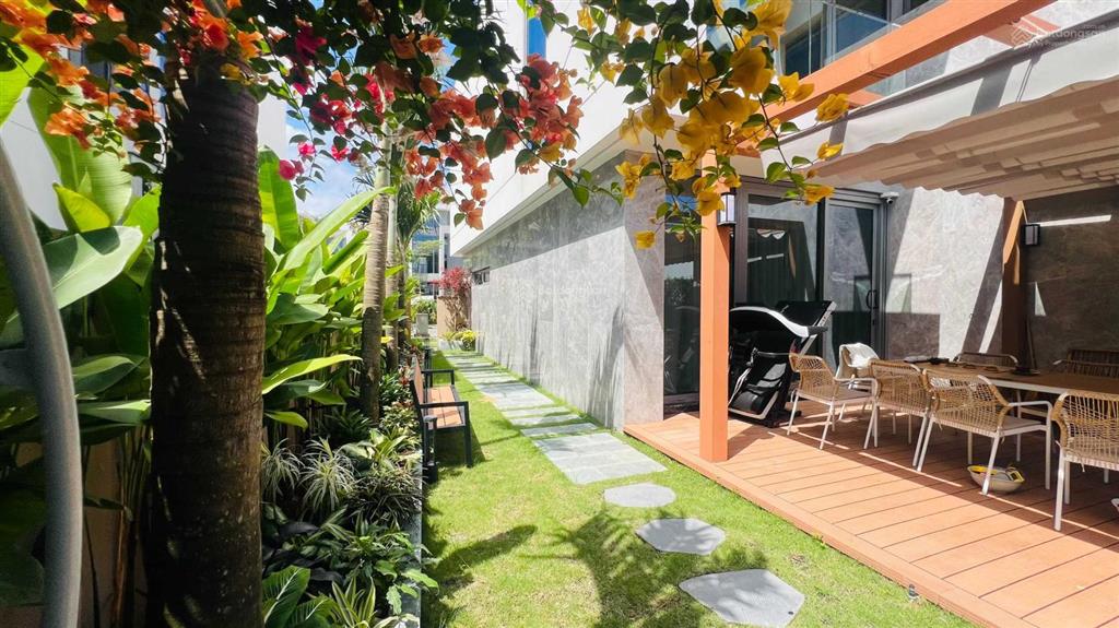 Chính chủ cần bán 410m2 biệt thự sông  diện tích cực khũng  xây dựng cao cấp 5 sao giá 16,x tỷ