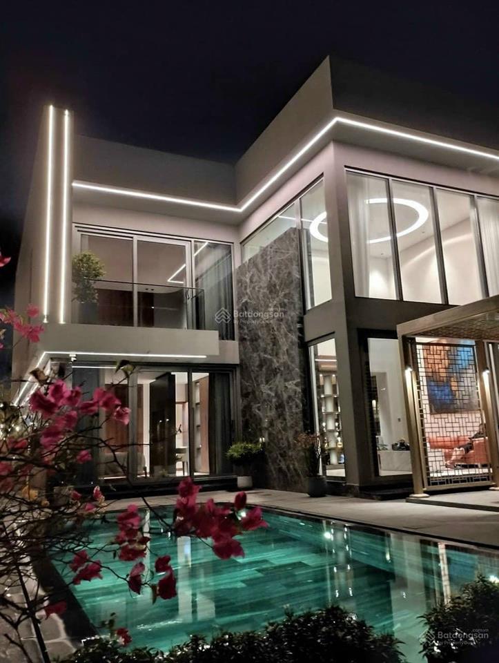 Chính chủ cần bán 410m2 biệt thự sông  diện tích cực khũng  xây dựng cao cấp 5 sao giá 16,x tỷ