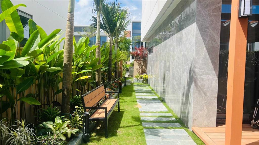 Chính chủ cần bán 410m2 biệt thự sông  diện tích cực khũng  xây dựng cao cấp 5 sao giá 16,x tỷ