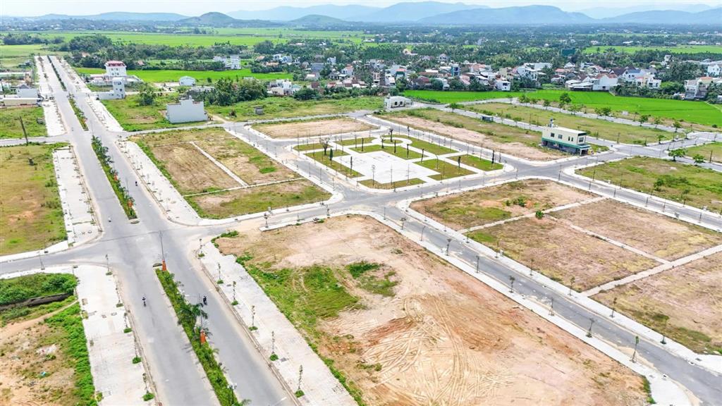 Chính chủ cần bán lô mặt tiền đặng thùy trâm  kđt an điền phát trung tâm tp quãng ngãi