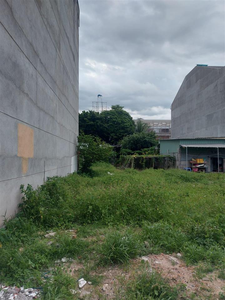 Bán đất nền kim tơ, hướng đông nam mát mẻ, sh đầy đủ, 92,5m2, giá 2,5 tỷ