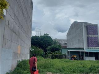 Bán đất nền kim tơ, hướng đông nam mát mẻ, sh đầy đủ, 92,5m2, giá 2,5 tỷ