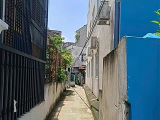 Bán đất gần bệnh viện lê văn thịnh diện tích 170m2, giá bán 11 tỷ.  0946 746 ***