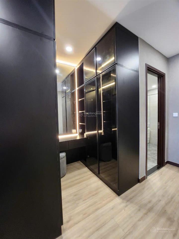 Căn hộ cao cấp mới 100% dự án cskyview, dt 79m2, 26triệu/m2  0985 901 ***.