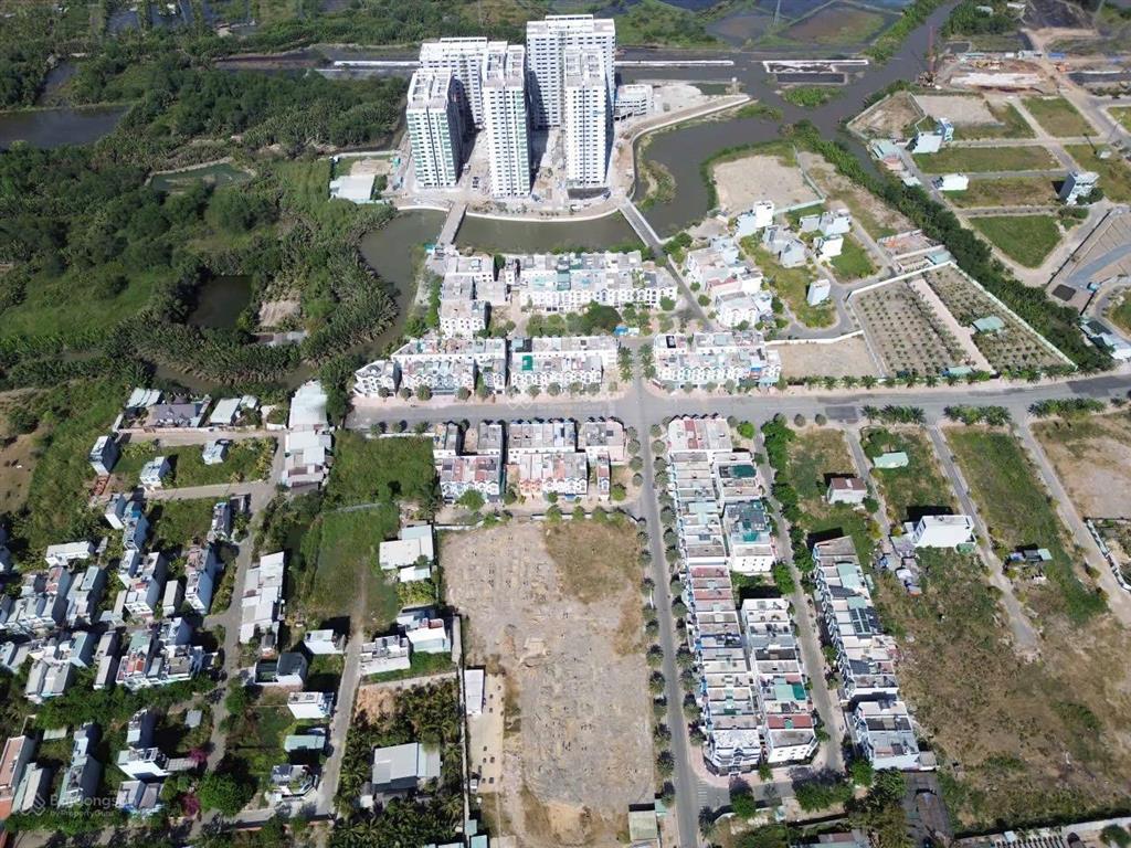 Lô đất giá tốt nhất dự án centana trường lưu! diện tích 88,4m2 giá 5,3 tỷ