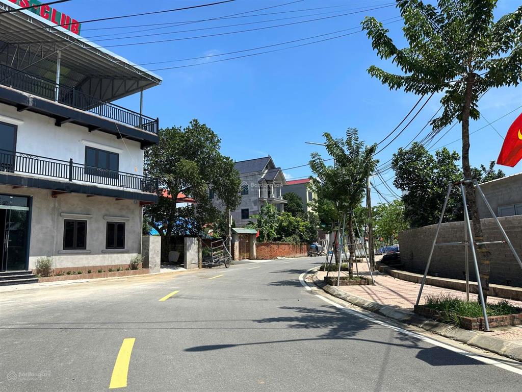 Tôi chính chủ cần bán nhanh mảnh đất 72m2, tân xã  thạch thất. vị trí đẹp làm nhà trọ kinh doanh