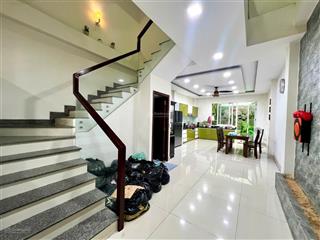 Bán căn nhà khu nội bộ bàu cát 2, p.14, tb 4x16m trệt 2 lầu nhà mới đẹp nội thất 4pn, phòng thờ