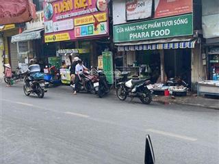 Bán căn nhà mt đuờng đồng đen, p14, vị trí đẹp, kinh doanh dt  4x17m trệt 2 lầu st, nhà mới đẹp