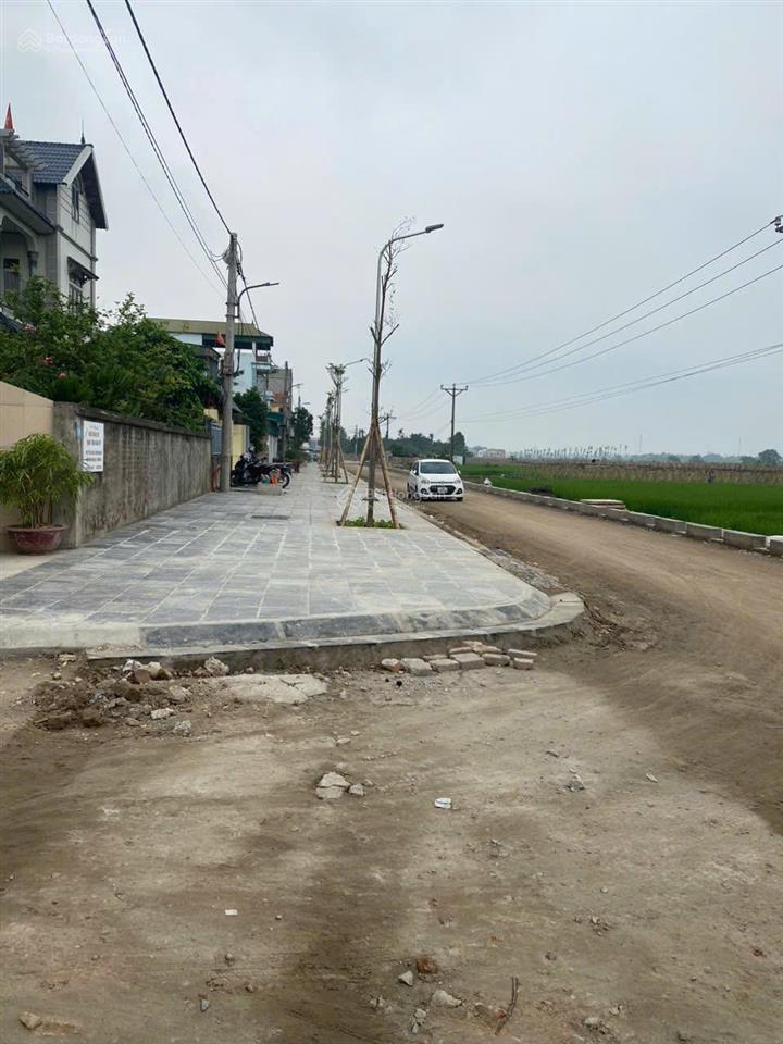 Bán đất 100m2 tại sơn du, nguyên khê. mặt tiền 6m oto vào đất,  0987 448 ***