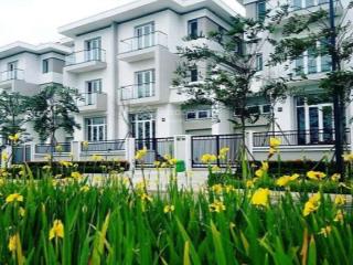 Chủ nhà xuất cảnh bán gấp căn 180m2 liền kề k4 ciputra mặt vườn hoa 0915 568 ***