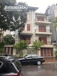 Chủ nhà cần tiền bán gấp căn liền kề resco cổ nhuế 120m2 22.8 tỷ. 0915 568 ***