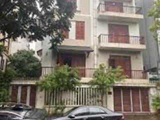 Chủ nhà cần tiền bán gấp căn liền kề resco cổ nhuế 120m2  22.8 tỷ.  0915 568 ***