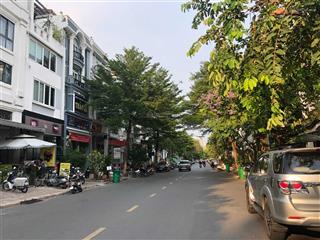 Bán nhà phố hưng gia hưng phước đường lớn 17,5m, phú mỹ hưng, quận 7, giá 34.5 tỷ. sh 0902 949 ***